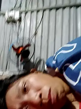 Snapshot of bella-la chatting on November 2025 11:54:01 AM bella-la online show from November 2025 11:54:01 AM