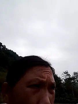 Snapshot of bella-la chatting on November 2025 01:44:02 AM bella-la online show from November 2025 01:44:02 AM