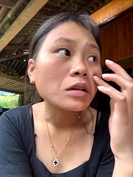 Snapshot of Sophia-123 chatting on November 2025 01:27:01 AM Sophia-123 online show from November 2025 01:27:01 AM