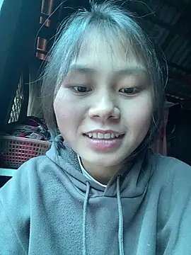 Snapshot of Sophia-123 chatting on December 2025 02:05:01 AM Sophia-123 online show from December 2025 02:05:01 AM