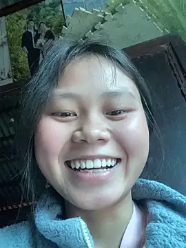 Snapshot of Sophia-123 chatting on December 2025 02:06:01 AM Sophia-123 online show from December 2025 02:06:01 AM