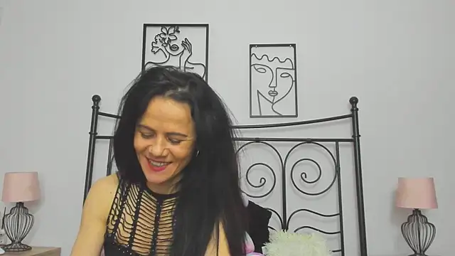 brianaflynt online show from November 2025 09:05:02 PM