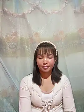 Snapshot of Night_owl111 chatting on December 2025 12:47:02 PM Night owl111 online show from December 2025 12:47:02 PM