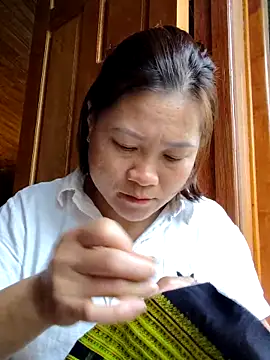 Nana xinh online show from November 2025 02:12:01 AM