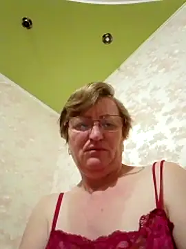 Snapshot of Arabella245 chatting on November 2025 03:49:02 AM Arabella245 online show from November 2025 03:49:02 AM