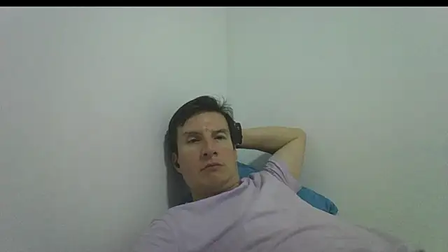 Snapshot of carliesexyman chatting on November 2025 02:56:02 AM carliesexyman online show from November 2025 02:56:02 AM