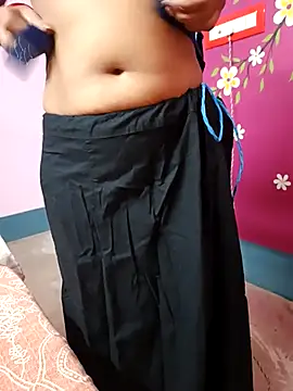 Snapshot of Laal_Parilove chatting on November 2025 06:18:01 PM Laal Parilove online show from November 2025 06:18:01 PM