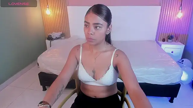 SoffiaDams2 online show from November 2025 11:56:01 AM