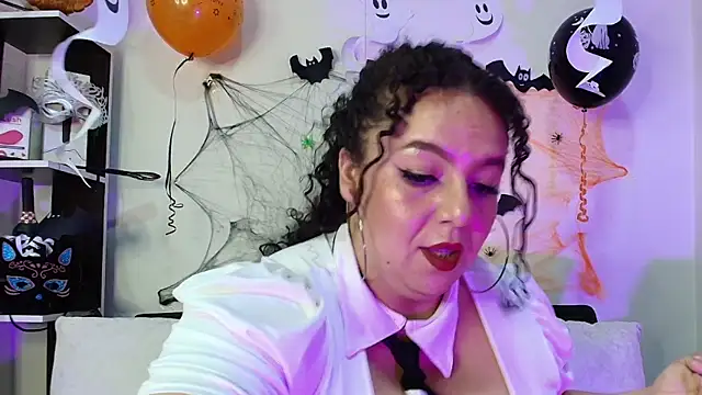 Snapshot of Natasha_Amber chatting on October 2025 03:02:01 PM Natasha Amber online show from October 2025 03:02:01 PM