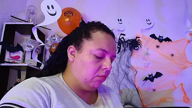 Snapshot of Natasha_Amber chatting on November 2025 01:35:02 PM Natasha Amber online show from November 2025 01:35:02 PM