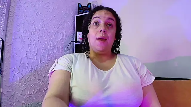 Snapshot of Natasha_Amber chatting on November 2025 05:33:02 PM Natasha Amber online show from November 2025 05:33:02 PM