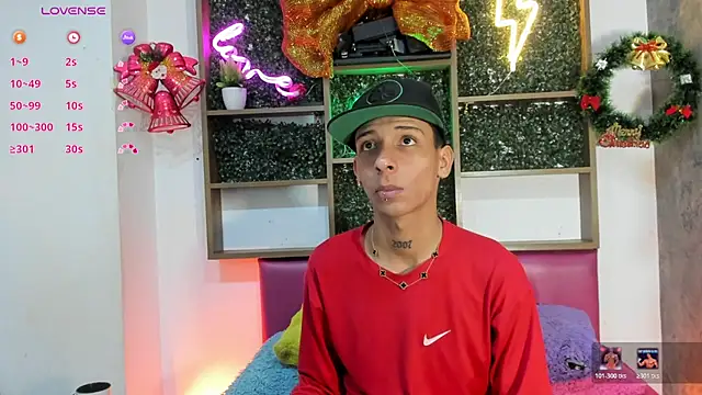 Snapshot of Max_Steell chatting on December 2025 01:27:02 PM Max Steell online show from December 2025 01:27:02 PM