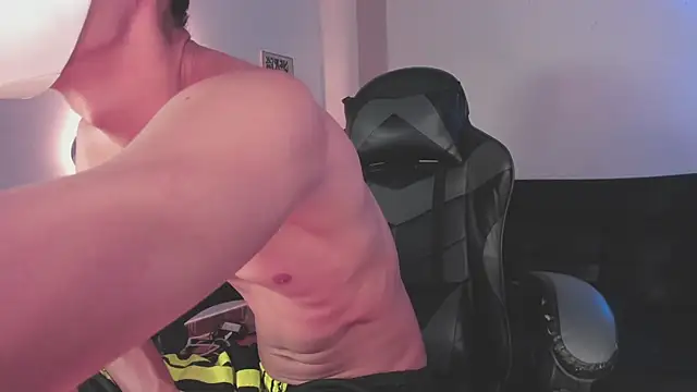 Snapshot of Senpai_Lover chatting on November 2025 08:03:01 PM Senpai Lover online show from November 2025 08:03:01 PM