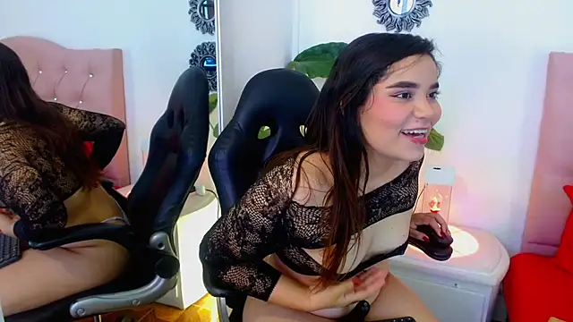 Snapshot of barbara_baker_ chatting on December 2025 03:33:01 AM barbara baker online show from December 2025 03:33:01 AM