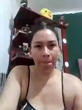 Adelgey-Michell online show from November 2025 02:39:01 PM