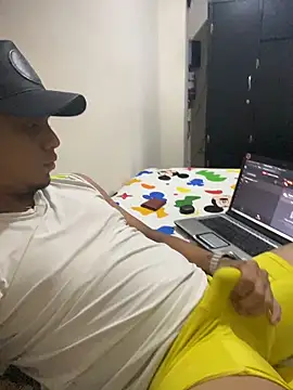 MichaManu7 online show from November 2025 02:34:02 AM