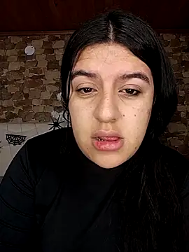 Snapshot of Naaoomii1 chatting on November 2025 08:11:01 PM Naaoomii1 online show from November 2025 08:11:01 PM