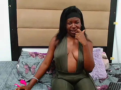 DARKberryDIAMOND online show from November 2025 06:20:02 PM