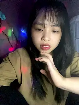 Tina-Marie online show from November 2025 04:42:01 PM