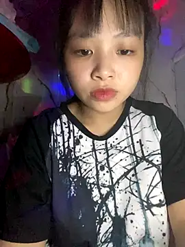 Tina-Marie online show from November 2025 04:08:02 PM