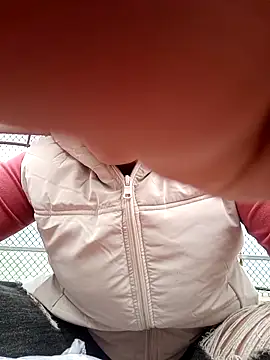 Snapshot of yoyo-mi chatting on November 2025 05:02:02 AM yoyo-mi online show from November 2025 05:02:02 AM