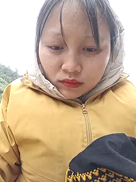 Snapshot of yoyo-mi chatting on November 2025 02:23:02 AM yoyo-mi online show from November 2025 02:23:02 AM