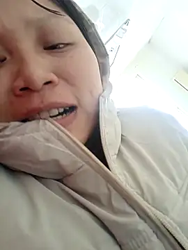 Snapshot of yoyo-mi chatting on December 2025 03:05:01 AM yoyo-mi online show from December 2025 03:05:01 AM