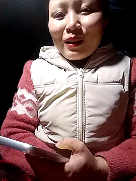 Snapshot of yoyo-mi chatting on December 2025 03:00:02 AM yoyo-mi online show from December 2025 03:00:02 AM