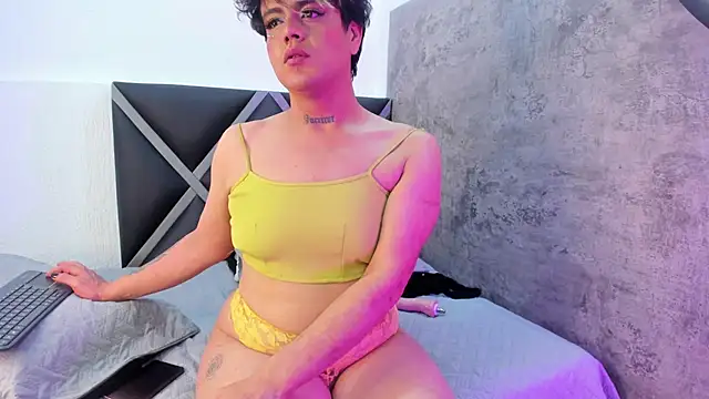 Snapshot of Yordan_Curvyhot chatting on October 2025 09:10:01 AM Yordan Curvyhot online show from October 2025 09:10:01 AM