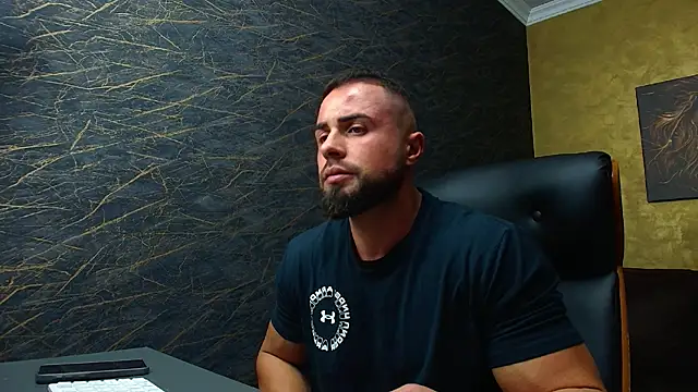 Snapshot of HayesWood chatting on November 2025 05:50:02 AM HayesWood online show from November 2025 05:50:02 AM