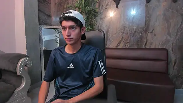 Snapshot of Niick_Carter chatting on November 2025 11:25:02 PM Niick Carter online show from November 2025 11:25:02 PM