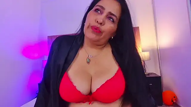 NoaMilf  online show from November 2025 07:47:01 PM