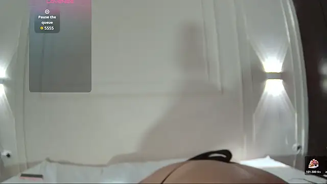 Snapshot of Marnie_Gray chatting on November 2025 01:22:01 PM Marnie Gray online show from November 2025 01:22:01 PM