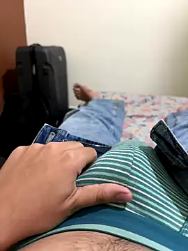 Snapshot of SentScruples chatting on November 2025 02:49:02 PM SentScruples online show from November 2025 02:49:02 PM