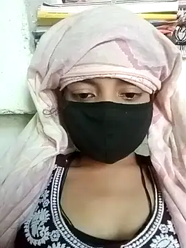 Snapshot of Quenn-Jiya752 chatting on November 2025 10:05:01 AM Quenn-Jiya752 online show from November 2025 10:05:01 AM