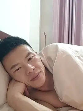 Snapshot of tian7788 chatting on November 2025 07:16:02 PM tian7788 online show from November 2025 07:16:02 PM