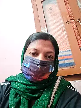 Snapshot of pujapujarrrr chatting on October 2025 03:58:01 PM pujapujarrrr online show from October 2025 03:58:01 PM