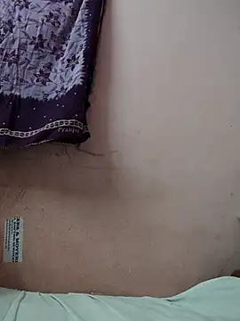 Snapshot of pujapujarrrr chatting on November 2025 08:22:02 PM pujapujarrrr online show from November 2025 08:22:02 PM