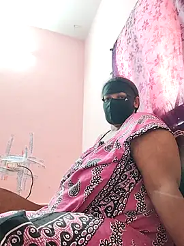 Snapshot of pujapujarrrr chatting on November 2025 07:30:01 AM pujapujarrrr online show from November 2025 07:30:01 AM