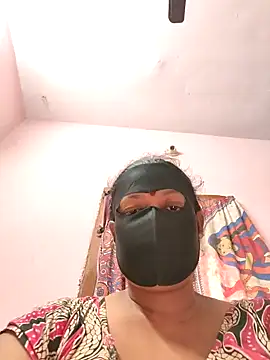 Snapshot of pujapujarrrr chatting on December 2025 04:50:02 AM pujapujarrrr online show from December 2025 04:50:02 AM