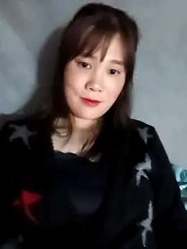 Snapshot of -Lana-123 chatting on November 2025 12:34:01 PM -Lana-123 online show from November 2025 12:34:01 PM