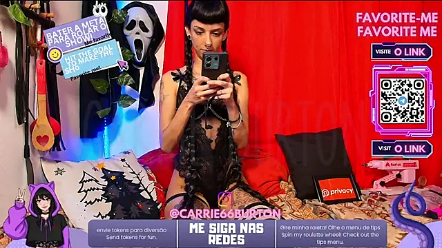 Snapshot of CarrieBurton chatting on December 2025 02:32:02 PM CarrieBurton online show from December 2025 02:32:02 PM