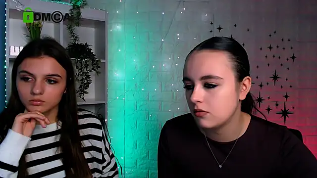 lisa dark  online show from November 2025 10:48:02 AM