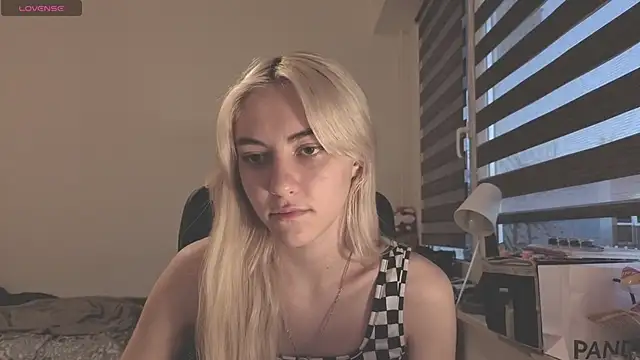 Snapshot of misa__liaaa chatting on November 2025 03:11:01 PM misa liaaa online show from November 2025 03:11:01 PM