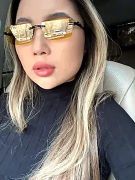 Snapshot of limkiss chatting on November 2025 08:04:01 AM limkiss online show from November 2025 08:04:01 AM