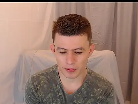 Snapshot of MARCUS_FIRE chatting on December 2025 03:10:01 PM MARCUS FIRE online show from December 2025 03:10:01 PM