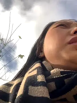 Snapshot of bi-bo123 chatting on November 2025 01:27:02 AM bi-bo123 online show from November 2025 01:27:02 AM