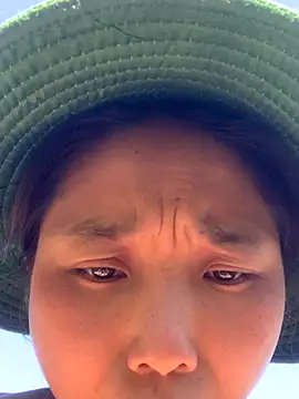 Snapshot of bi-bo123 chatting on November 2025 06:37:01 AM bi-bo123 online show from November 2025 06:37:01 AM