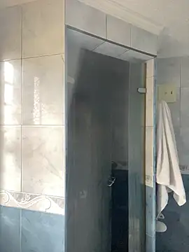 3v1l online show from November 2025 08:14:01 PM