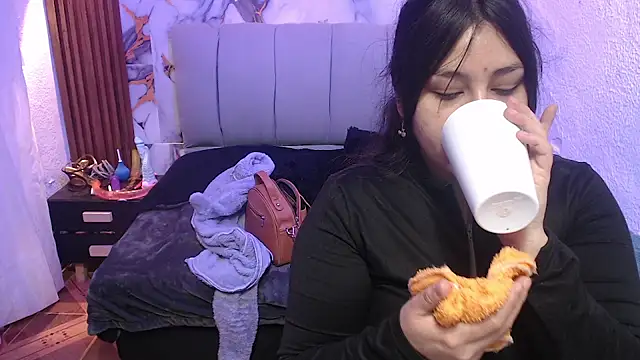 Snapshot of lehia_285 chatting on November 2025 01:21:02 PM lehia 285 online show from November 2025 01:21:02 PM